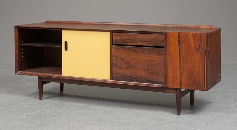 SIDEBOARD, av Arne Vodder, för Sibast Furniture, Danmark 1960-tal.