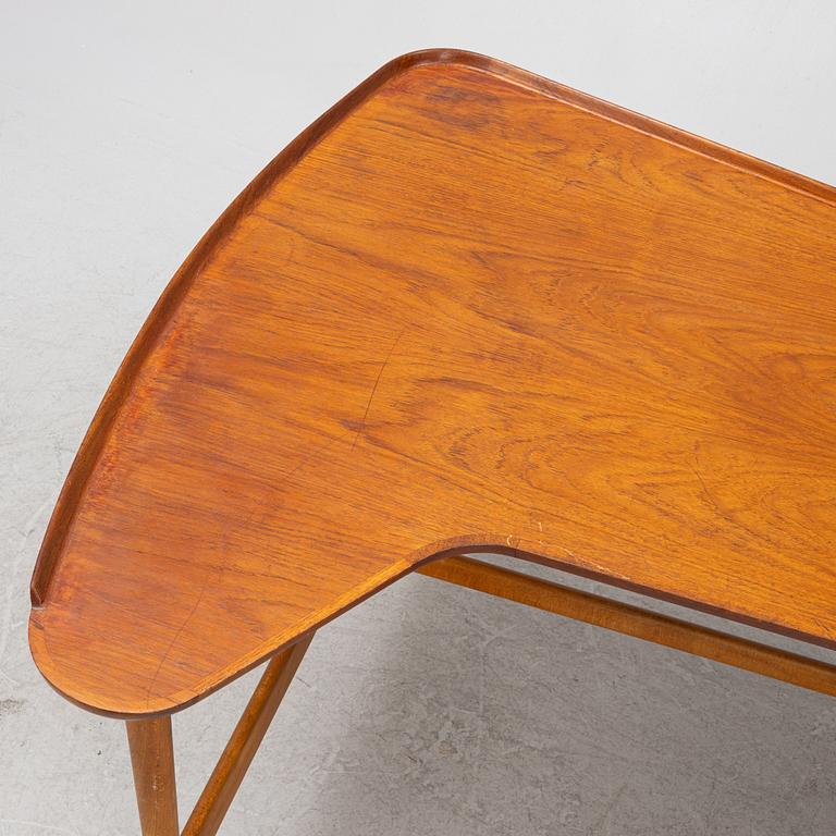 Arne Vodder, a teak desk "Bo-852, Bovirke, Denmark 1950s.