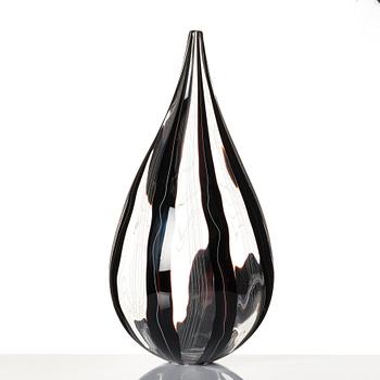 Ann Wåhlström, "Bulb VII" glass vase, Sweden 2012.