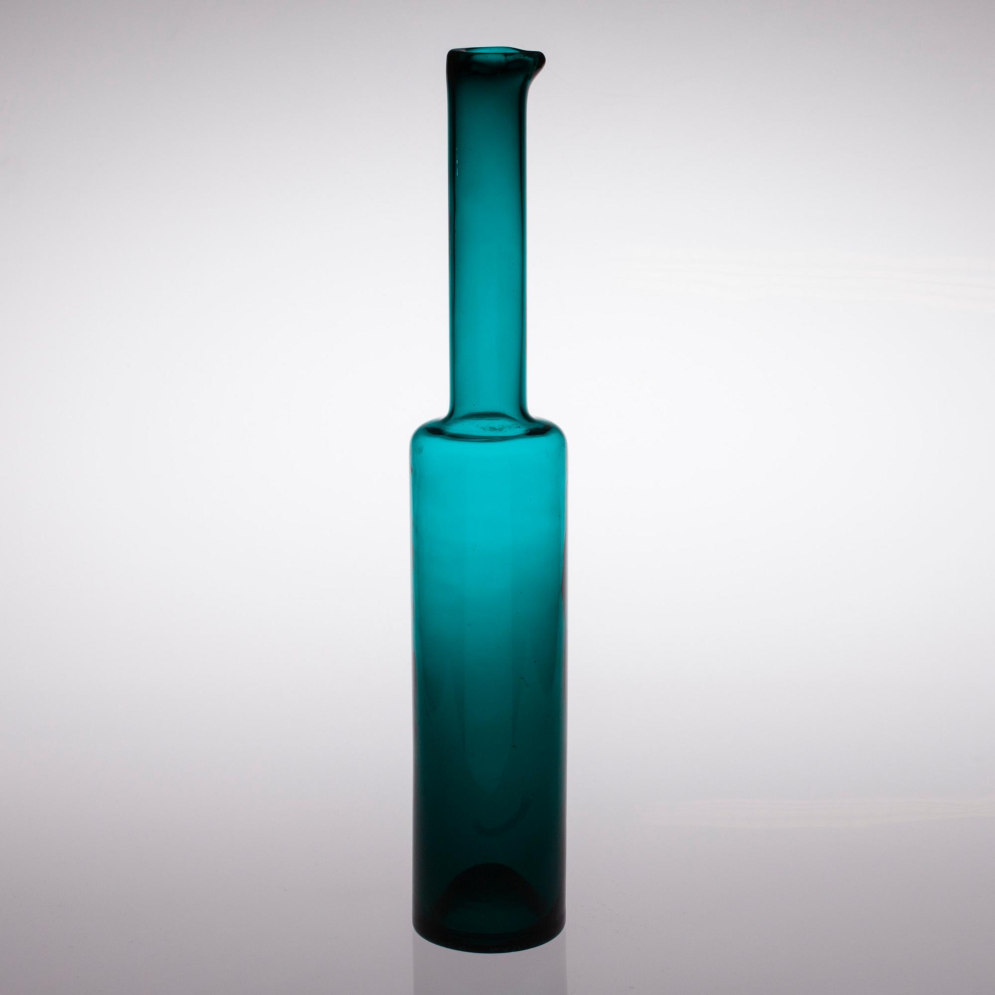 FLASKA, glas, signerad Nanny Still Riihimäen Lasi Oy.