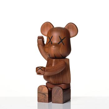 KAWS, BE@RBRICK Wood BWWT 400%.