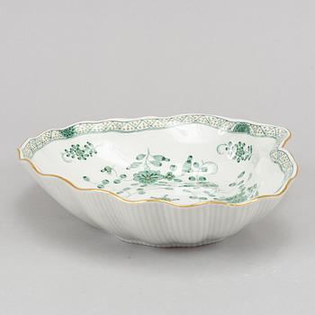 38 pieces, porcelain, Meissen, 1900's.