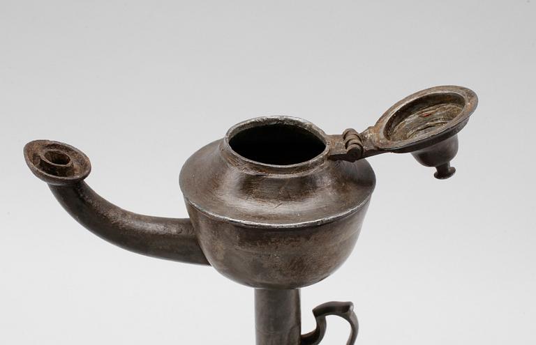 OLJELAMPA, tenn, 1700-tal.