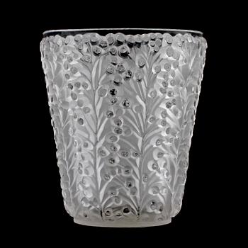 VAS, glas, Lalique, Frankrike, 1900-talets andra hälft, signerad.