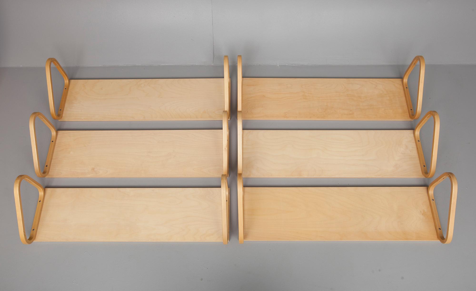HYLLOR, 6 st, modell 112B, Alvar Aalto, 1900-talets slut.