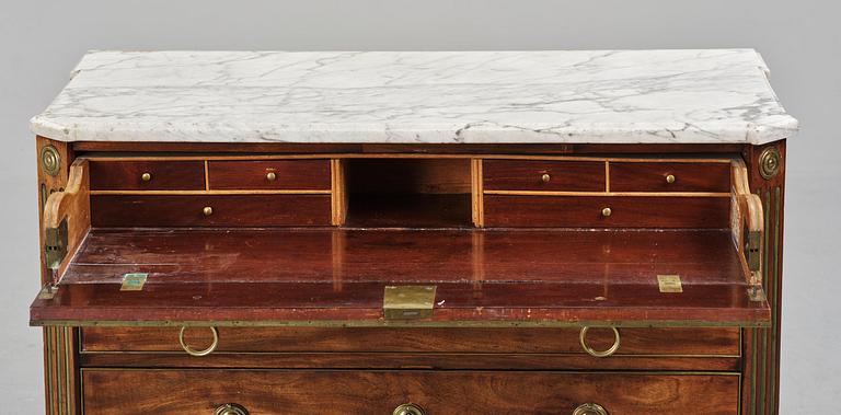 A late Gustavian mahogany commode, Stockholm, late 18th century.