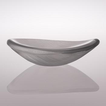 A "Leaf" dish signed Tapio Wirkkala Iittala.