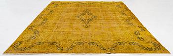Rug, so-called vintage, approx. 412 x 300 cm.