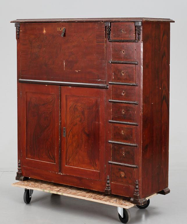 CHIFFONJÉ, nyrenässans, 1800-talets slut.