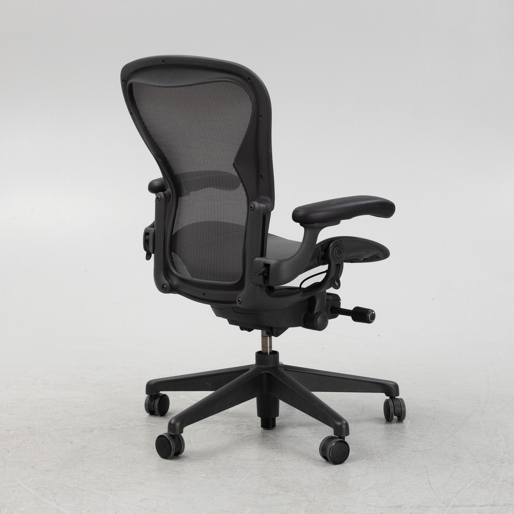 Don Chadwick/Bill Stump, skrivbordsstol, "Aeron", Herman Miller.