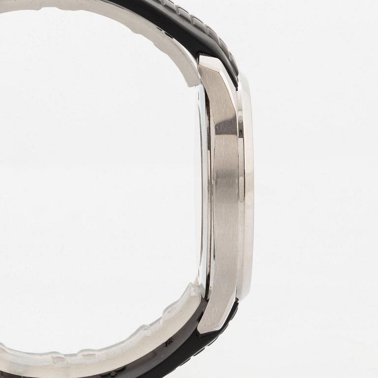 Patek Philippe, Aquanaut, "Geneva Seal".