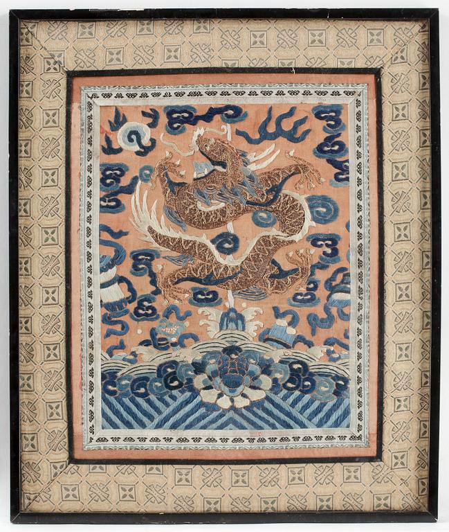 RANGMÄRKE, siden, broderi, Kina, tidigt 1900-tal.