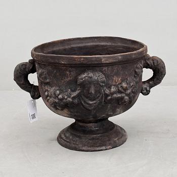 URNA, gjutjärn, troligen 1900-tal.