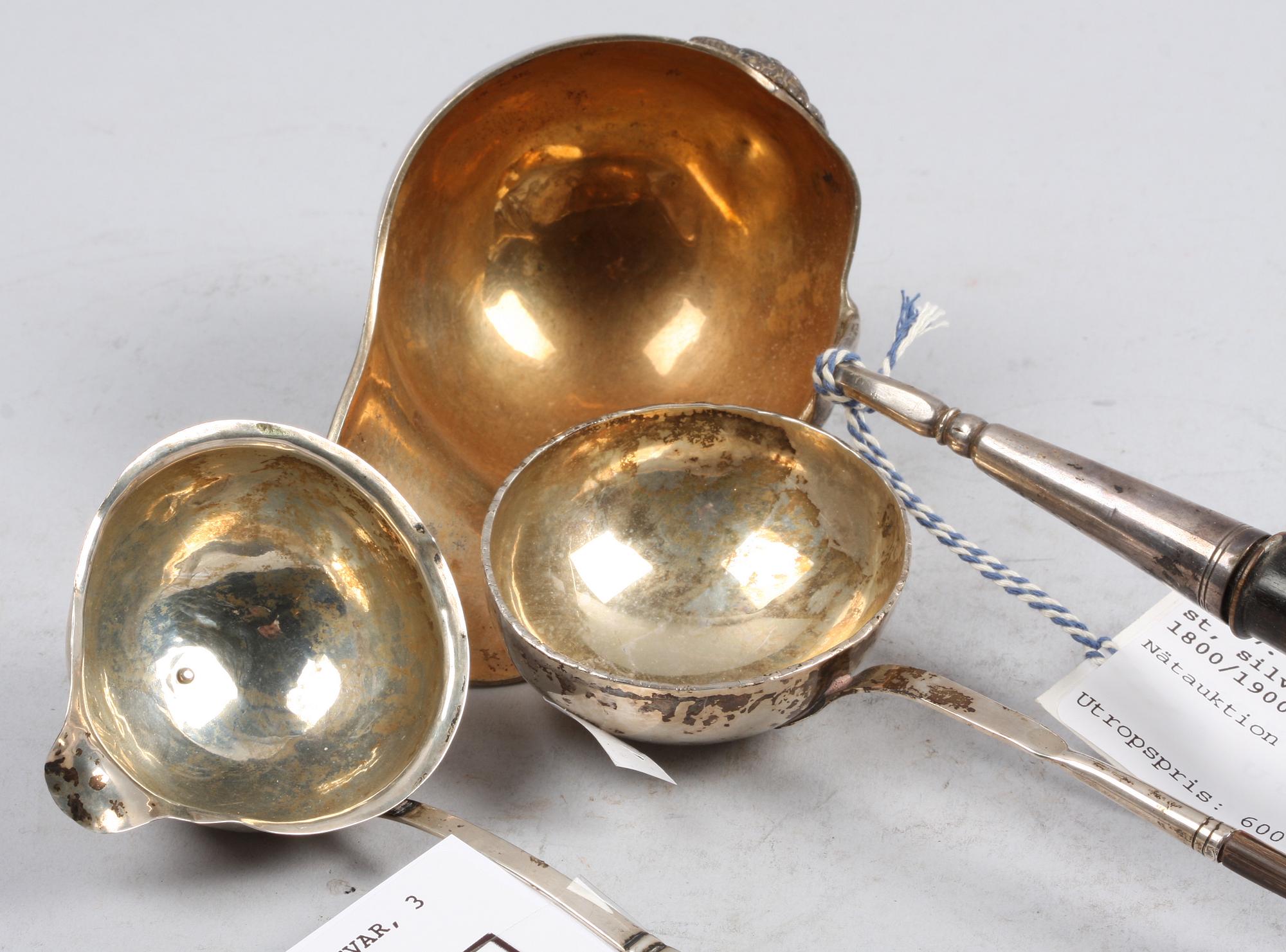 SOPPSLEV SAMT BÅLSLEVAR, 3 st, silver, otydl stämplar, 1800/1900-tal.