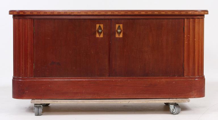 BOKSKÅP, Otto Schulz, 1910-tal.