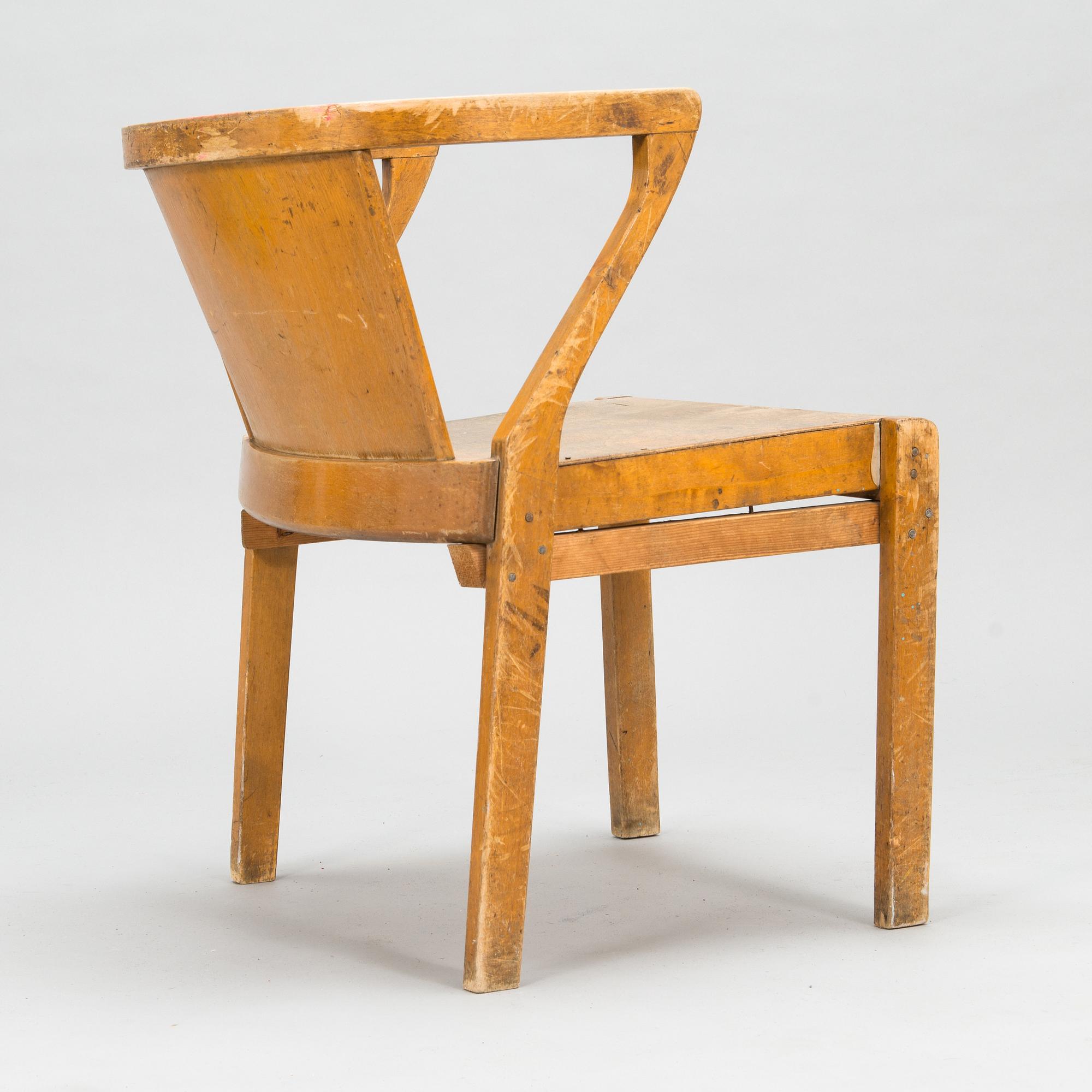 Alvar Aalto, nojatuoli, malli 2,  O.Y. Huonekalu- ja Rakennustyötehdas A.B. 1.