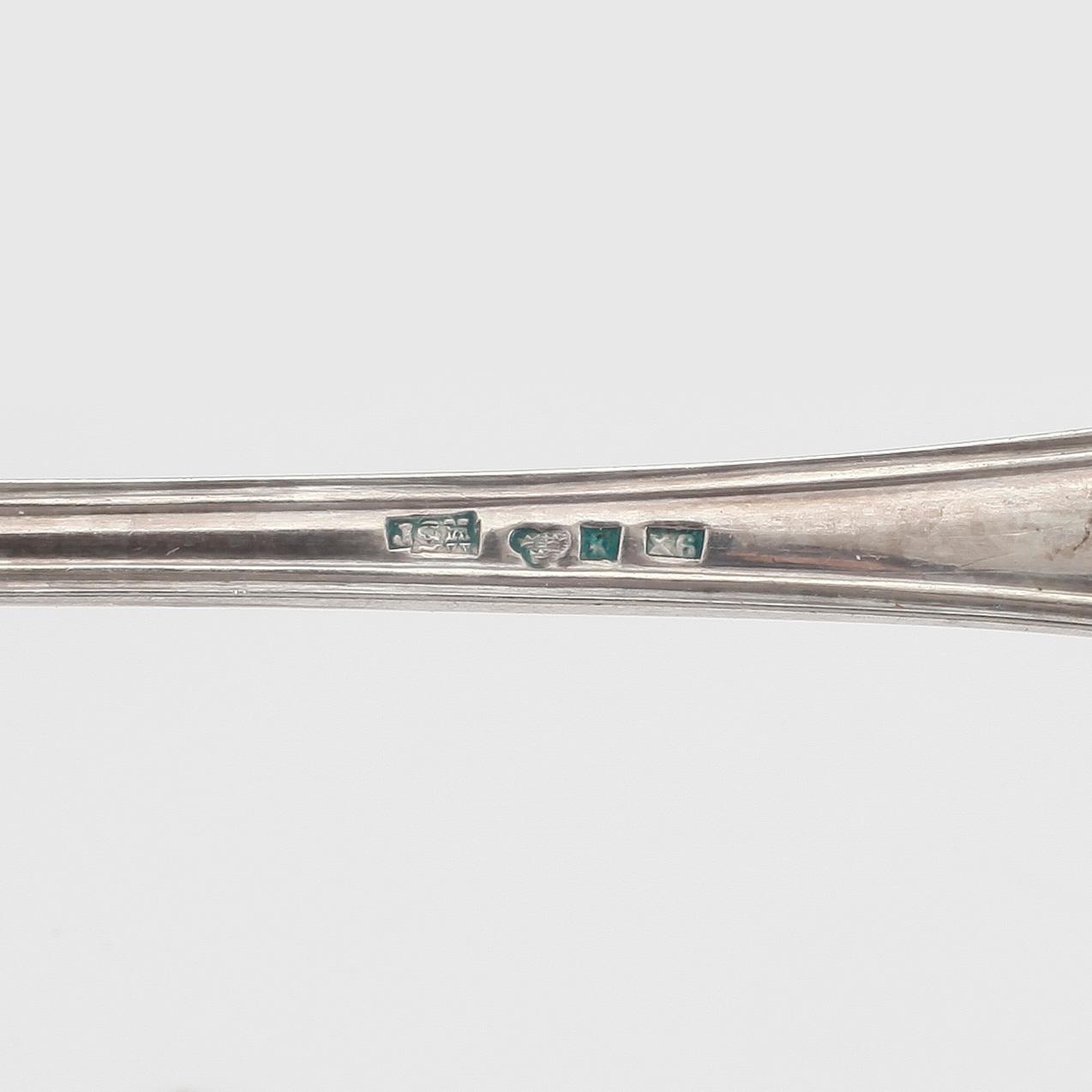 PARTI SILVER, 31 delar. Bl.a. Stockholm & Malmö, 1800-1900-tal. Vikt ca 459 gram.