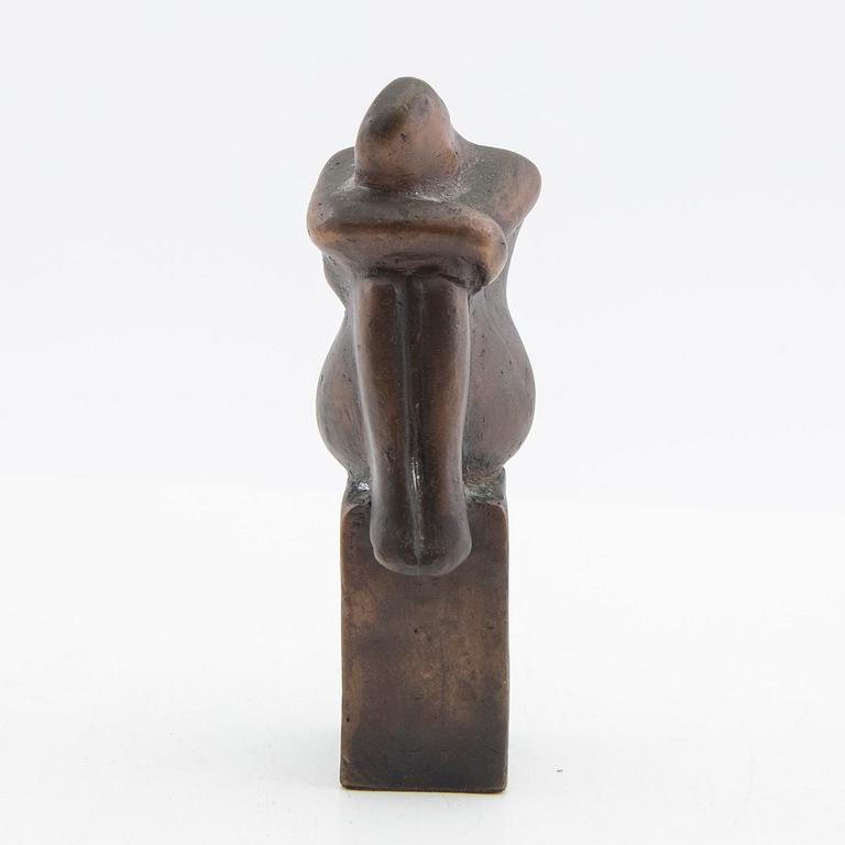 Lisa Larson, sculpture, bronze, "The Thinker".