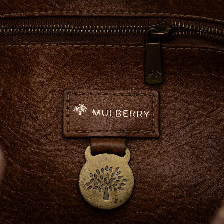 MULBERRY, a tan leather bag.