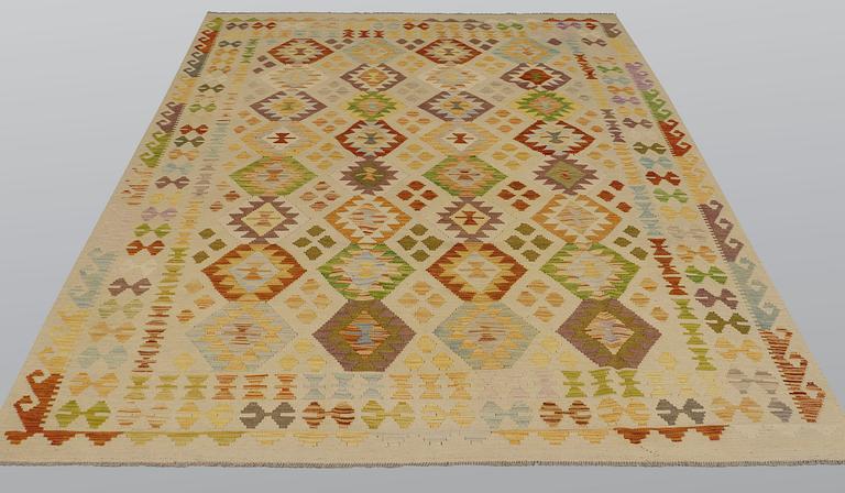 A carpet, kilim, ca 291 x 201 cm.