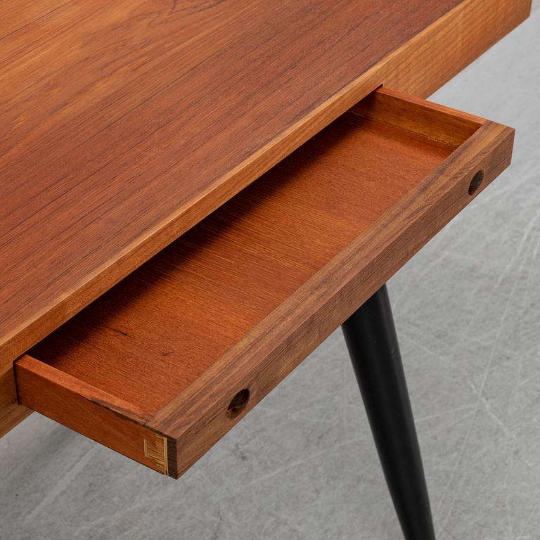 Bjarne Green, a teak desk, model 'Sovrano Taurus', BG Design, Denmark.
