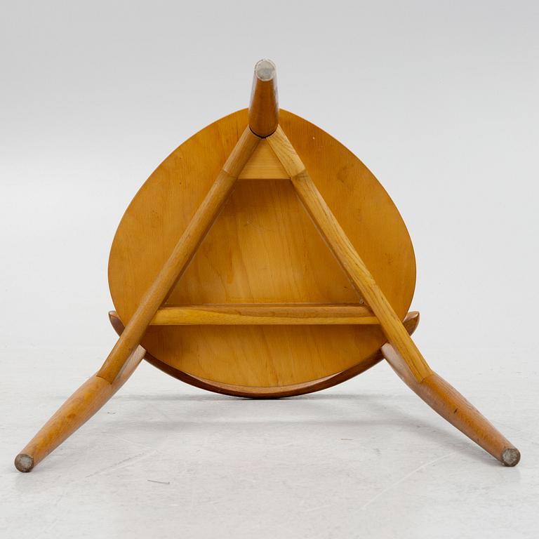 Hans J. Wegner, a "Hjertestolen" chair, Fritz Hansen, Denmark, second half of the 20th century.