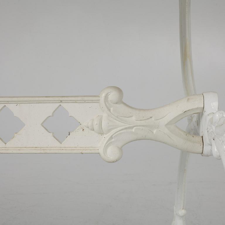 Trädgårdsbord, Byarum, 1900-talets slut.