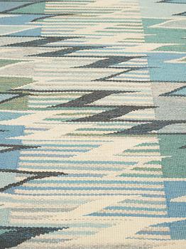 Barbro Nilsson, MATTO, "Snäcklösa", flat weave, ca 265 x 176,5-177,5 cm, signed AB MMF BN.