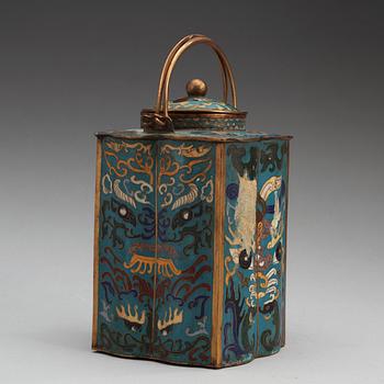 A Cloisonne tea pot with cover, late Qing dynasty.