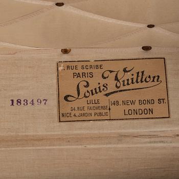 LOUIS VUITTON, koffert, tidigt 1900-tal.
