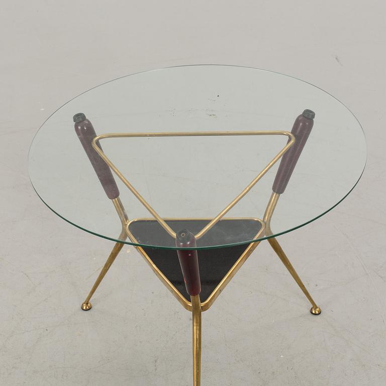 AN ITALIAN COFFEE TABLE FROM THE MIDDLE OF 20TH CENTURY.