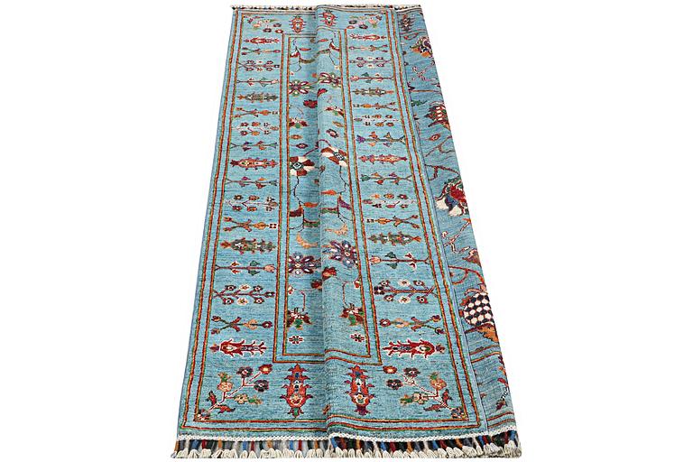 A rug, Ziegler Ariana, c. 206 x 155 cm.