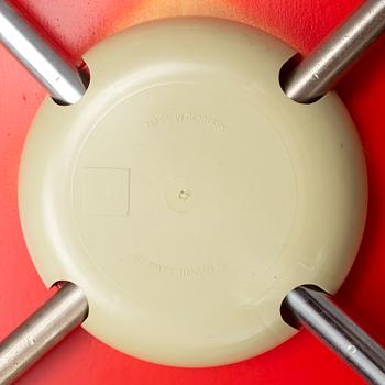 ARNE JACOBSEN, stolar, 7 st, "Sjuan", Fritz Hansen, 1988.