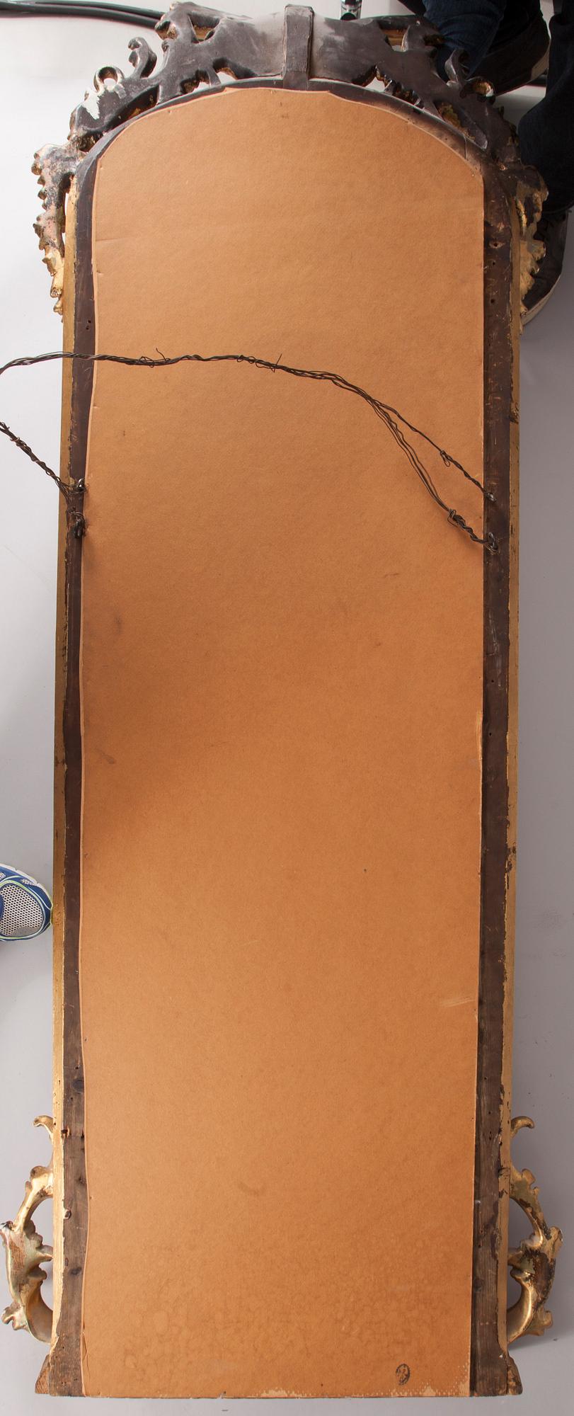 SPEGEL samt KONSOLBORD, rokokostil, sent 1800-tal.