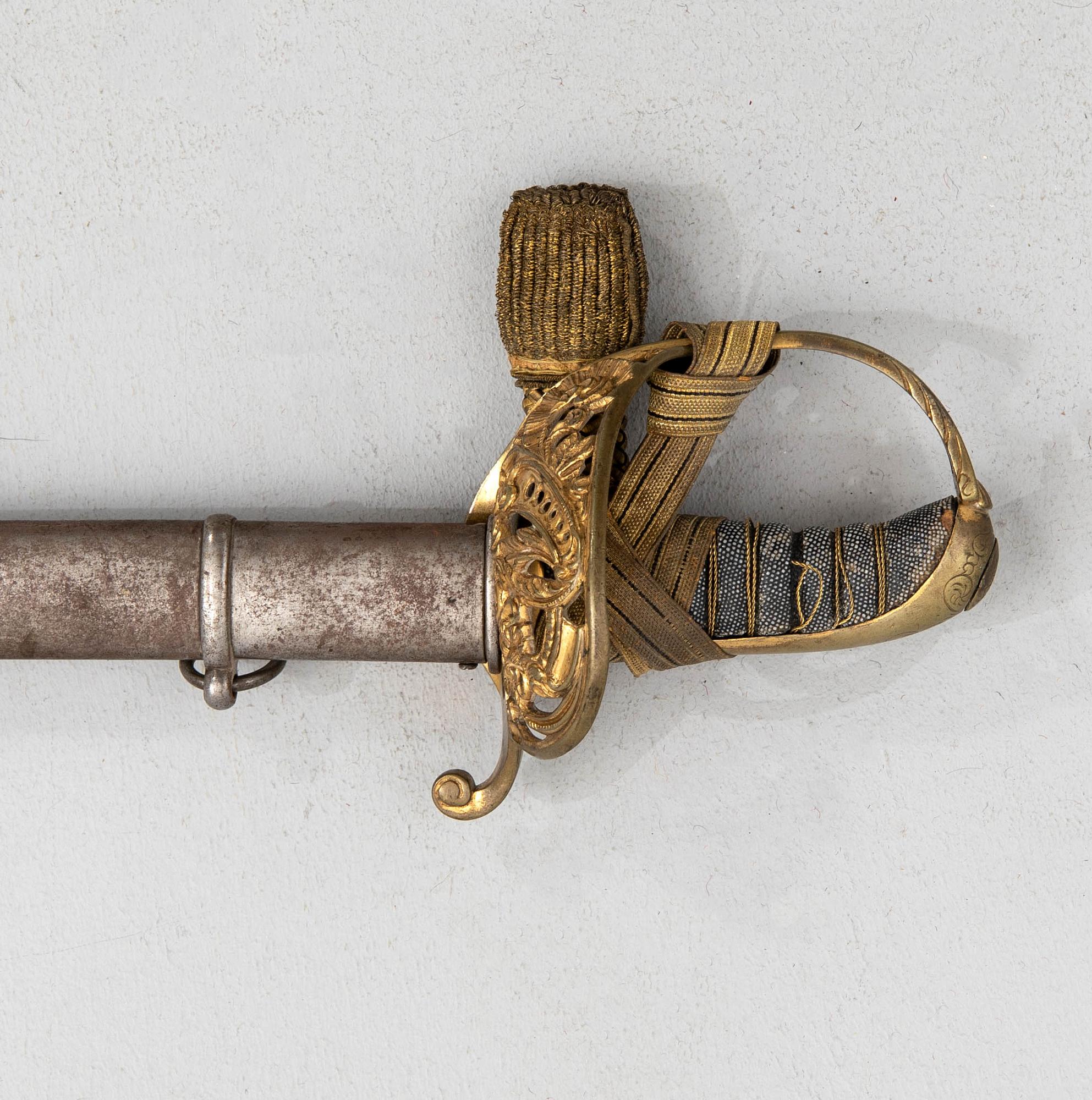 Sabel, svensk, m/1859 för officer, med balja.