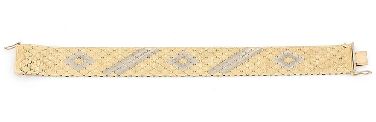 ARMBAND, tvåfärgat 18K guld, Vincenza, Italien, 1900-talets sista kvartal. Total vikt 57 g.