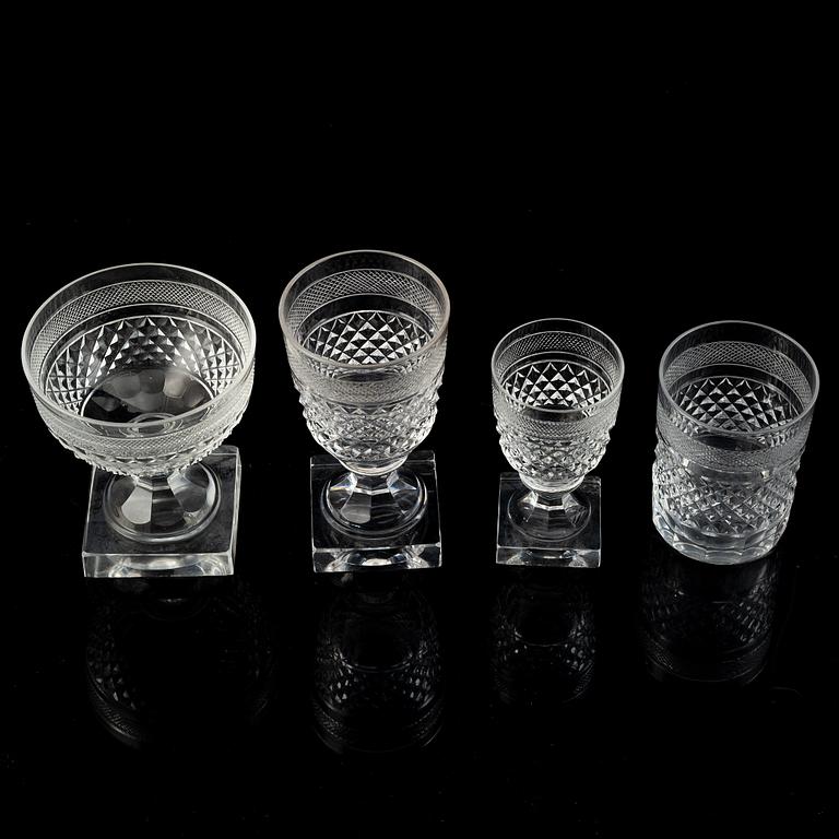 Elis Bergh, glasservis, 45 delar, "Kent", Kosta Boda, 1900-talets andra hälft.