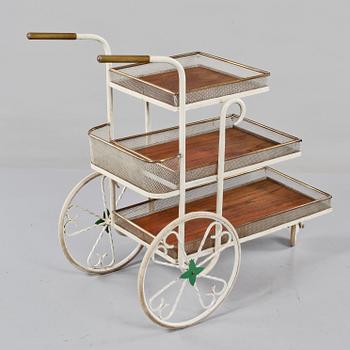 SERVERINGSVAGN, 1900-talets andra hälft.