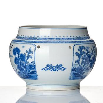 A blue and white pot, Qing dynasty, Kangxi (1662-1722) with mark and of the period.