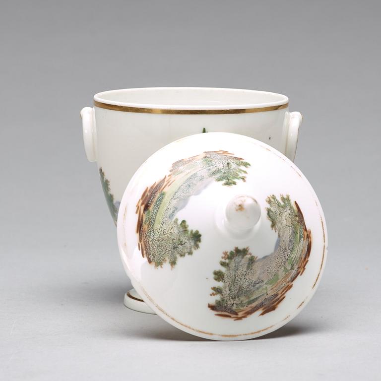 KAFFE och TESERVIS, 18 delar, porslin. Frankrike, Empire, tidigt 1800-tal.