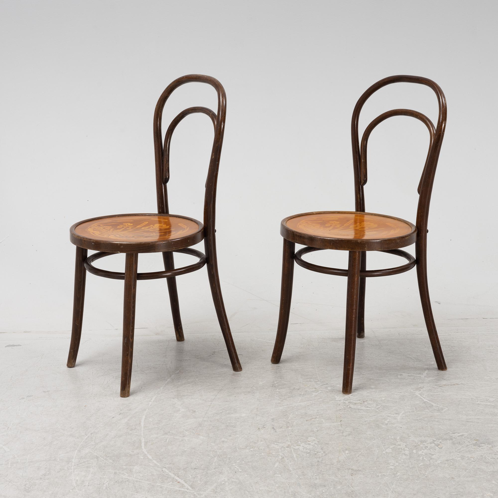 Six Thonet type chairs, Rumania, 20th Century.