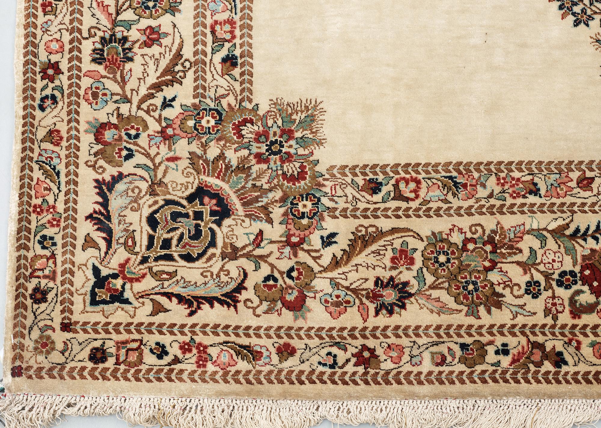 OLD SILK KASHAN/QUM.