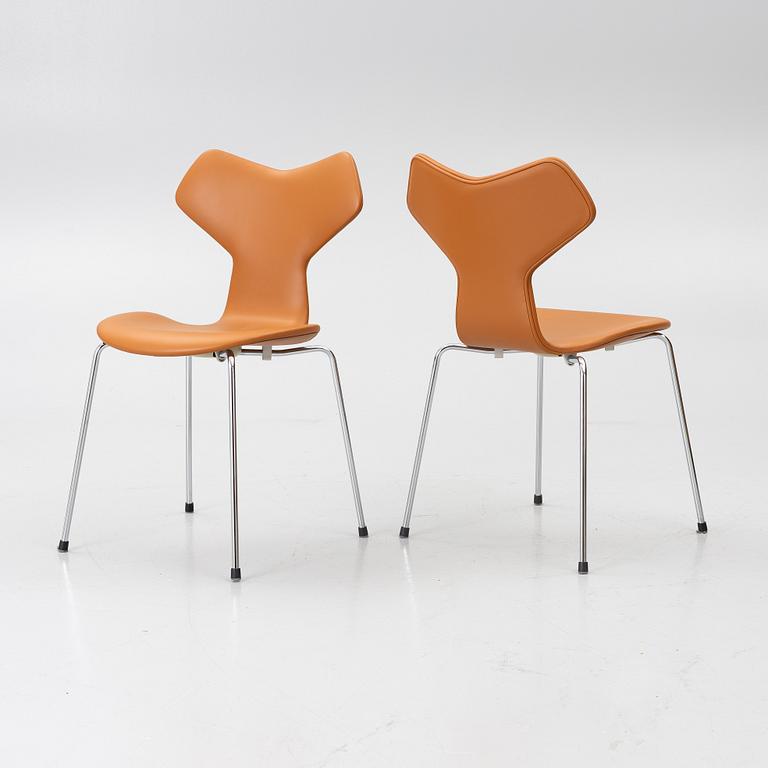 Arne Jacobsen, A set of six chairs, “Grand Prix”, Fritz Hansen.