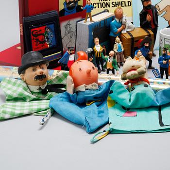 TIN TIN, parti, bl a affischer och figurer, 1900-talets andra hälft.