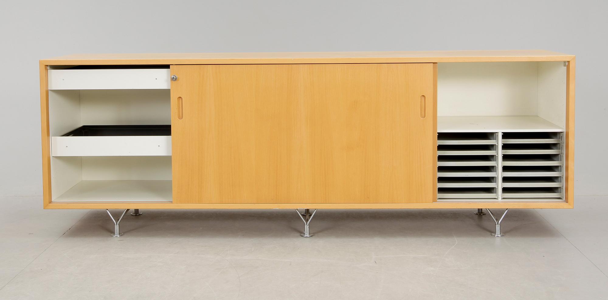 SIDEBOARD, Bruno Mathsson.