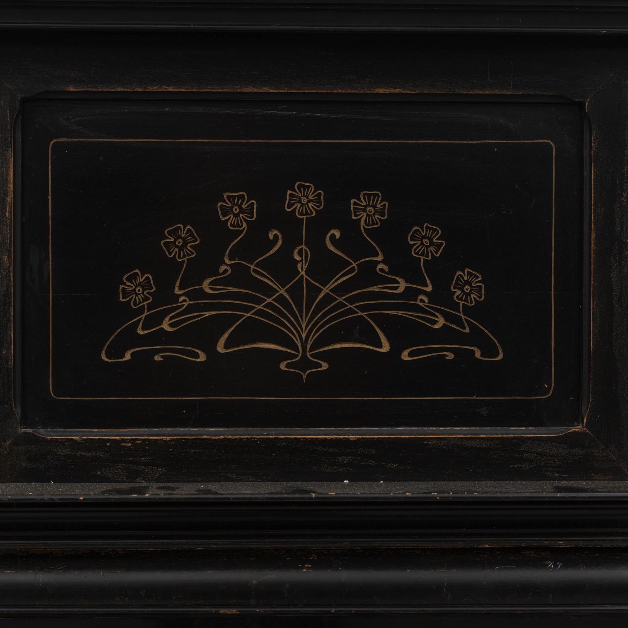 SJÄLVSPELANDE PIANO, J.P. Nyströms Orgel & Pianofabrik, Karlstad.