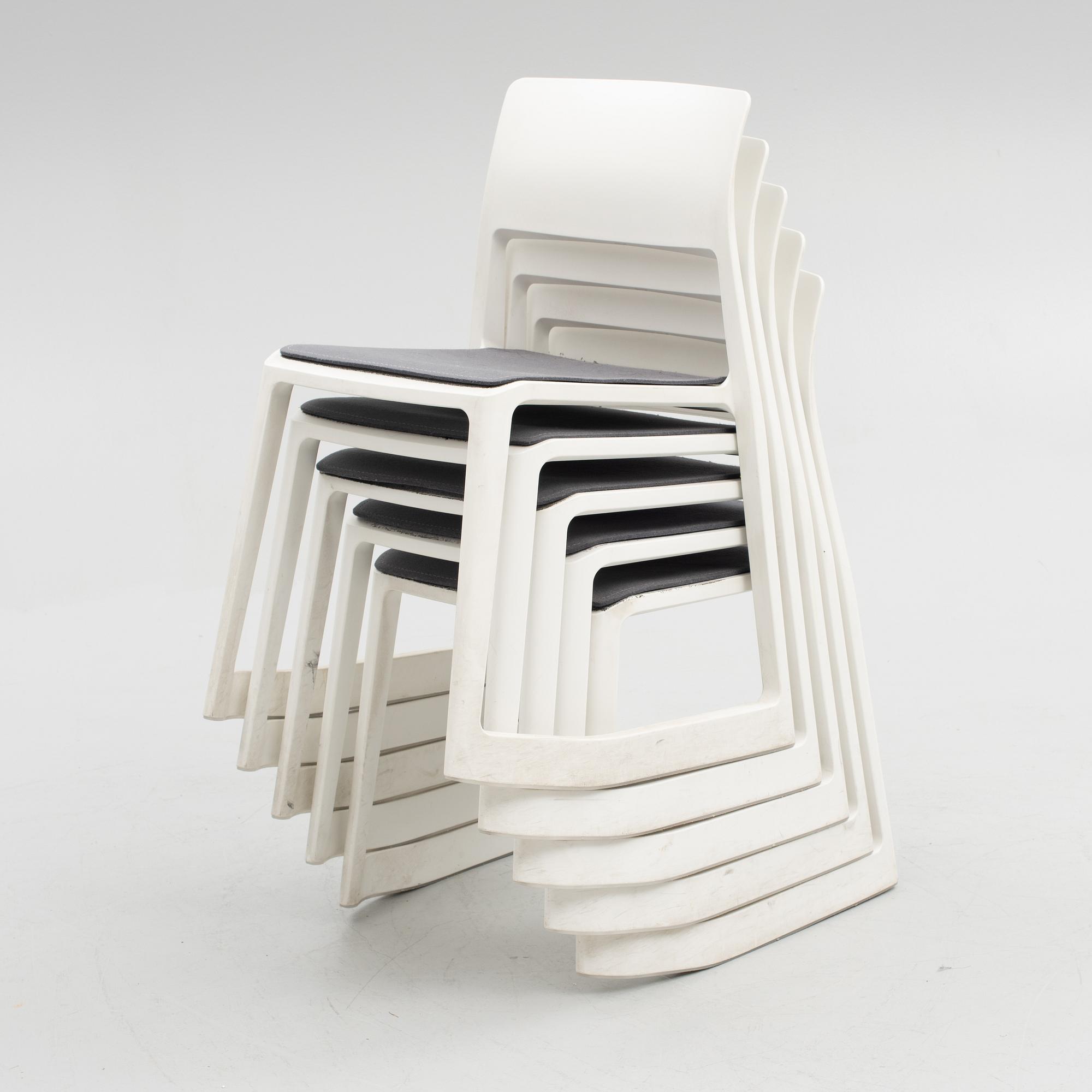 Edward Barber & Jay Osgerby, five  'Tip Ton'-chairs, Vitra.