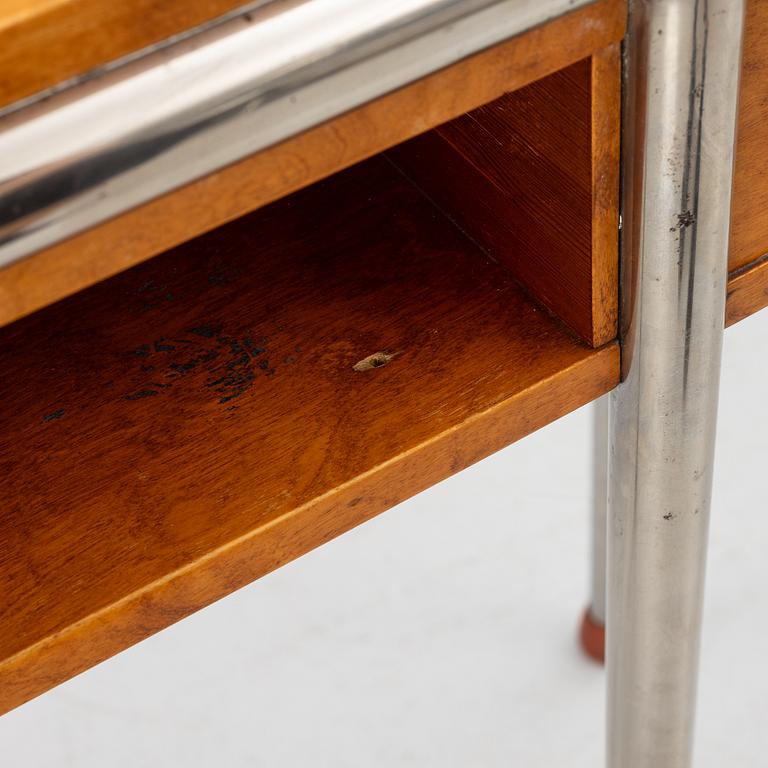 A functionalism sideboard, 1930s.