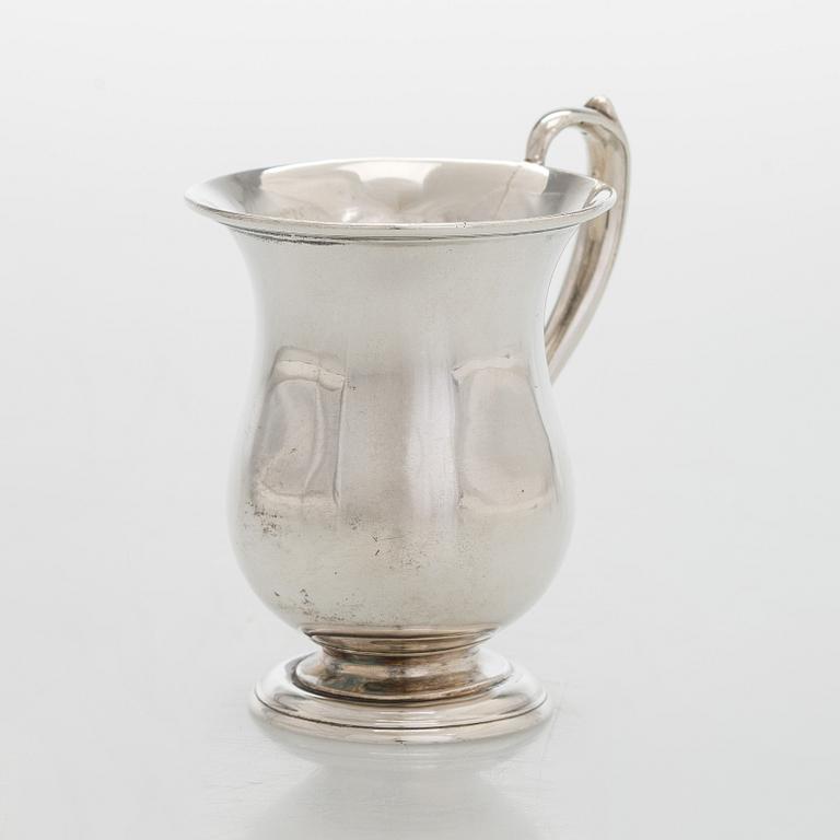 A silver mug, Carl Johan Tegelsten, St. Petersburg 1850s.