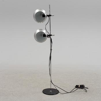 A metal floor lamp from the 1980s.